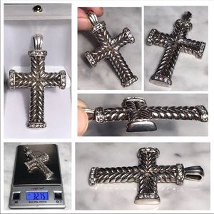 STERLING UNISEX VERY HEAVY CROSS PENDANT W/ BLING
